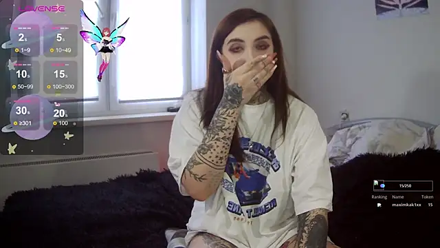 Snapshot of Rin_andersonn chatting on 10/13/25, 08:25 Rin andersonn online show from 10/13/25, 08:25