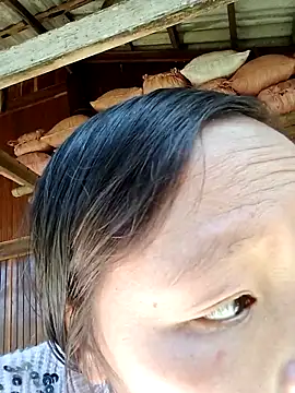 Minkine022 online show from 11/29/25, 06:27