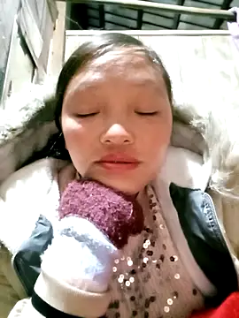 Minkine022 online show from 11/30/25, 08:24