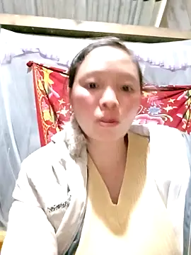 Minkine022 online show from 12/22/25, 01:02