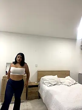 Snapshot of AryRose_ chatting on 10/06/25, 12:41 AryRose  online show from 10/06/25, 12:41