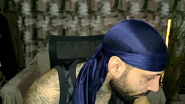 MasculineGuy99 online show from 02/11/26, 11:04