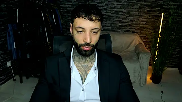 MasculineGuy99 online show from 03/19/26, 08:24