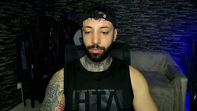 MasculineGuy99 online show from 04/06/26, 08:54