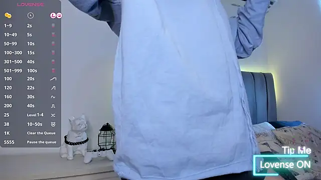 JARETHH online show from 10/28/25, 01:36