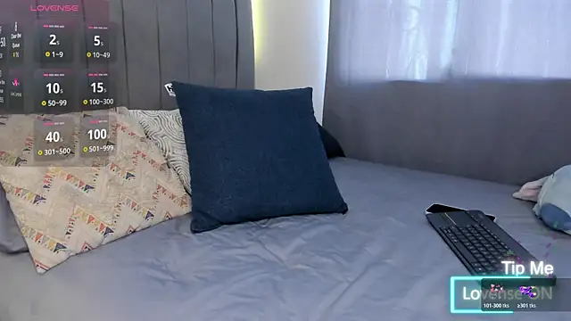 JARETHH online show from 12/21/25, 03:30