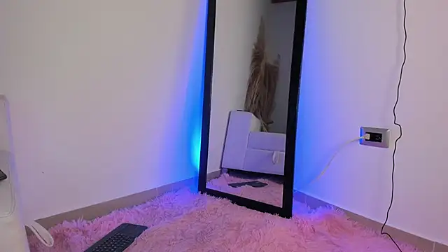 Thiago Connor21 online show from 11/19/25, 04:07