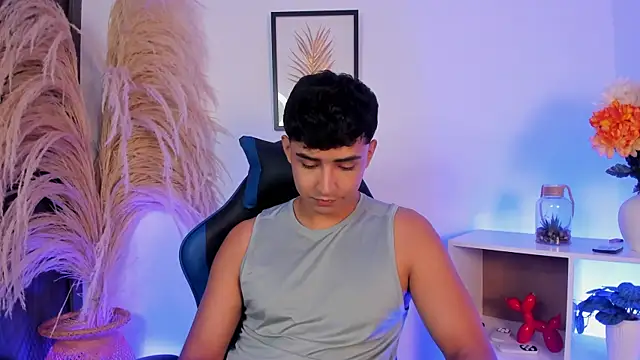 Thiago Connor21 online show from 05/21/26, 11:45