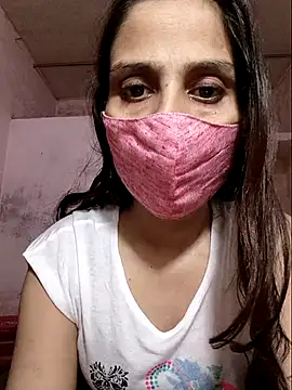 DIVINEDIVAA online show from 10/13/25, 08:36