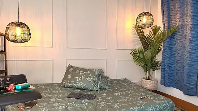 Snapshot of fkenneth_macias chatting on 10/16/25, 02:34 fkenneth macias online show from 10/16/25, 02:34