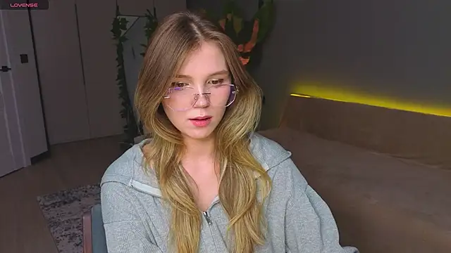 linakorvin online show from 04/20/26, 01:14