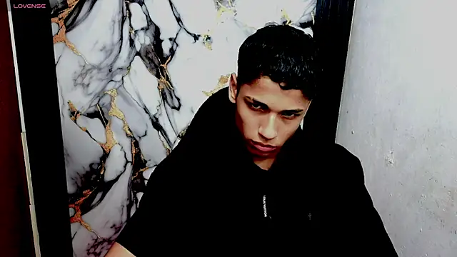 Im david02 online show from 02/28/26, 03:51