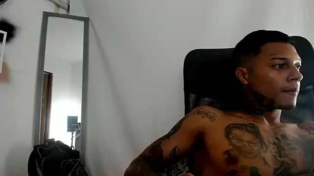 The boy dreams1 online show from 10/17/25, 03:10