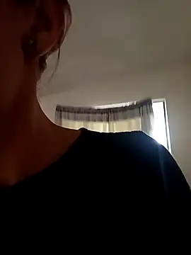 Jade 1-9 online show from 11/07/25, 07:47