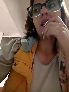 Jade 1-9 online show from 02/26/26, 08:30