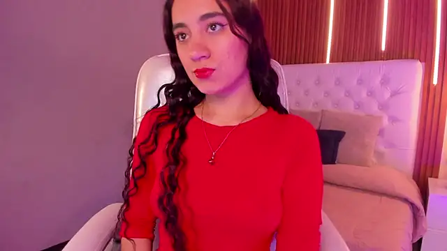 Snapshot of GabrielaaStone chatting on 10/07/25, 12:13 GabrielaaStone online show from 10/07/25, 12:13