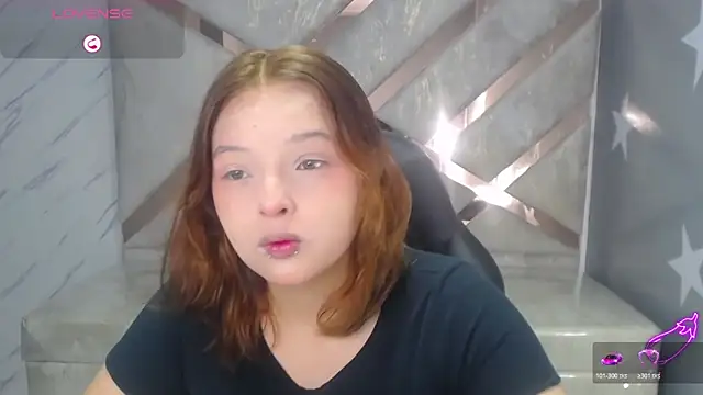 mia foster t online show from 04/11/26, 01:04