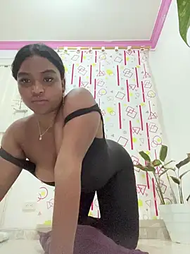 mitschellfox21 online show from 11/25/25, 07:52