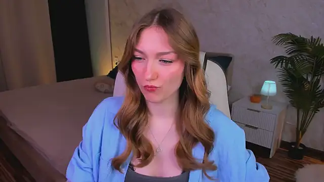 AngelAnabelle online show from 11/16/25, 08:47