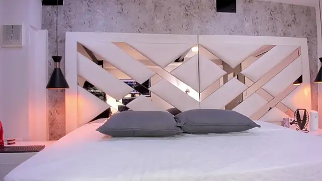 Vanessa Rain  online show from 03/07/26, 07:11