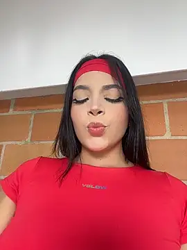 Snapshot of ArieliciousXXX chatting on 04/18/26, 01:15 ArieliciousXXX online show from 04/18/26, 01:15
