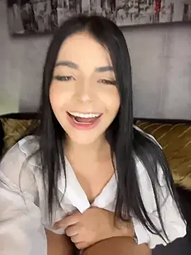 Snapshot of ArieliciousXXX chatting on 05/18/26, 01:06 ArieliciousXXX online show from 05/18/26, 01:06