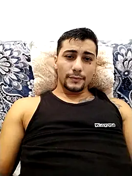 gooddboy01 online show from 10/26/25, 06:36