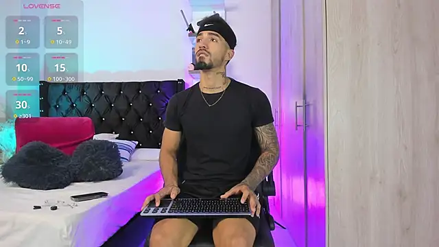 Snapshot of _Duriel chatting on 03/03/26, 07:31 Duriel online show from 03/03/26, 07:31