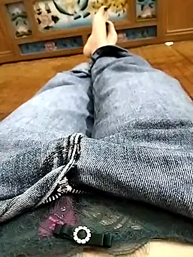 Lili 2love online show from 10/15/25, 12:44