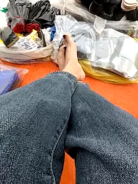 Lili 2love online show from 11/17/25, 01:00