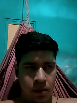 Snapshot of Travieso_loco9 chatting on 10/06/25, 04:26 Travieso loco9 online show from 10/06/25, 04:26