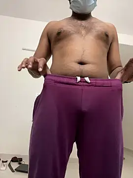 Snapshot of itsmemr-09 chatting on 03/01/26, 05:04 itsmemr-09 online show from 03/01/26, 05:04