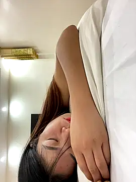 Snapshot of Noen_22 chatting on 10/08/25, 08:50 Noen 22 online show from 10/08/25, 08:50