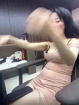 yourkeer online show from 10/13/25, 11:54