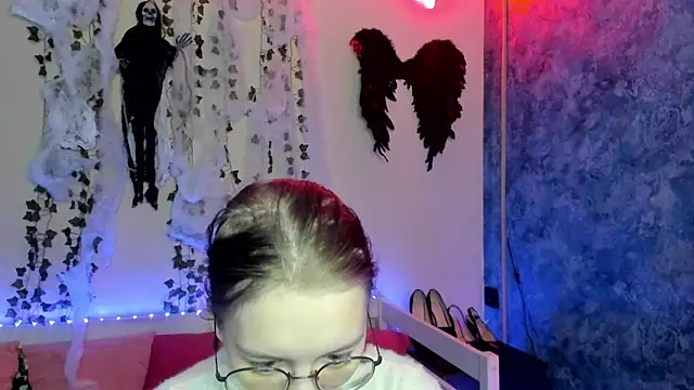 shy elina01 online show from 10/30/25, 09:22