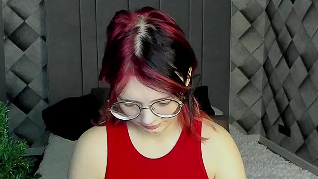 shy elina01 online show from 12/05/25, 04:54