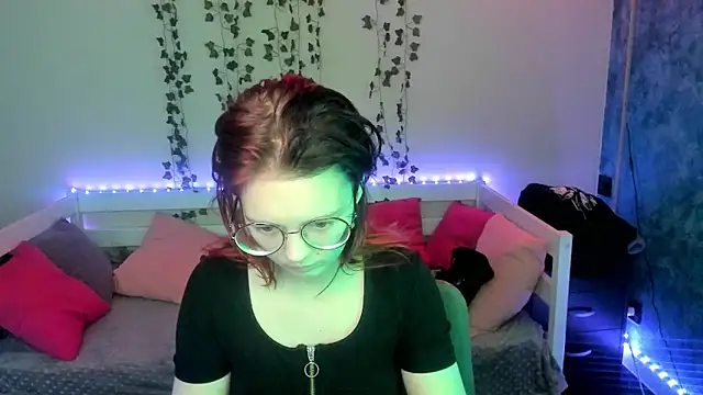 shy elina01 online show from 01/10/26, 09:22