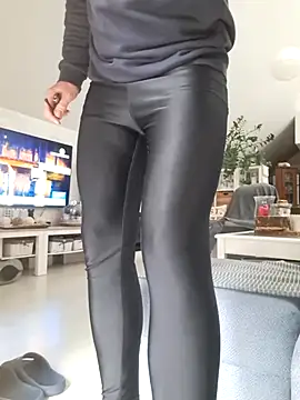 Vintermelon2 online show from 04/08/26, 02:39