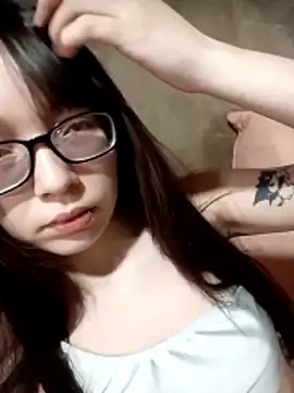 miaahot69 online show from 11/19/25, 12:27