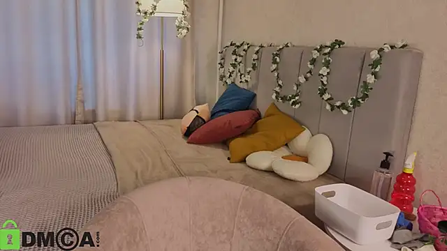 L1na Reeds online show from 06/01/26, 01:07