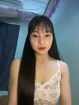 banlinh004 online show from 05/10/26, 02:33