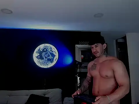 Dammianmiller online show from 03/24/26, 06:13