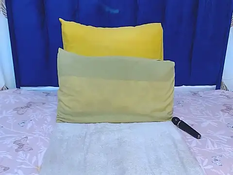 SweetJuicyPussy97 online show from 04/05/26, 05:54