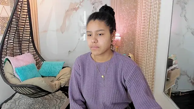 AriaVega online show from 04/20/26, 01:03