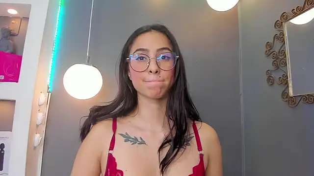 Alana Martinez  online show from 03/10/26, 08:14