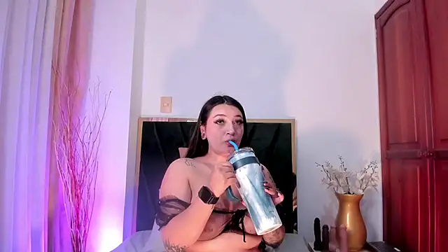 LilithEsme online show from 10/14/25, 11:49