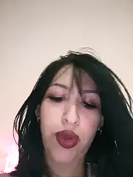 annyrusso online show from 11/27/25, 04:42