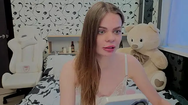 xAlisontiny online show from 04/06/26, 04:46