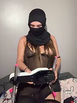 bebecita x online show from 10/09/25, 09:35