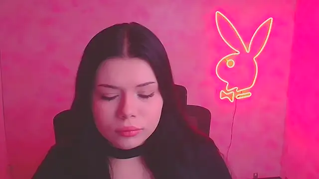 Mona Esty online show from 11/15/25, 06:33